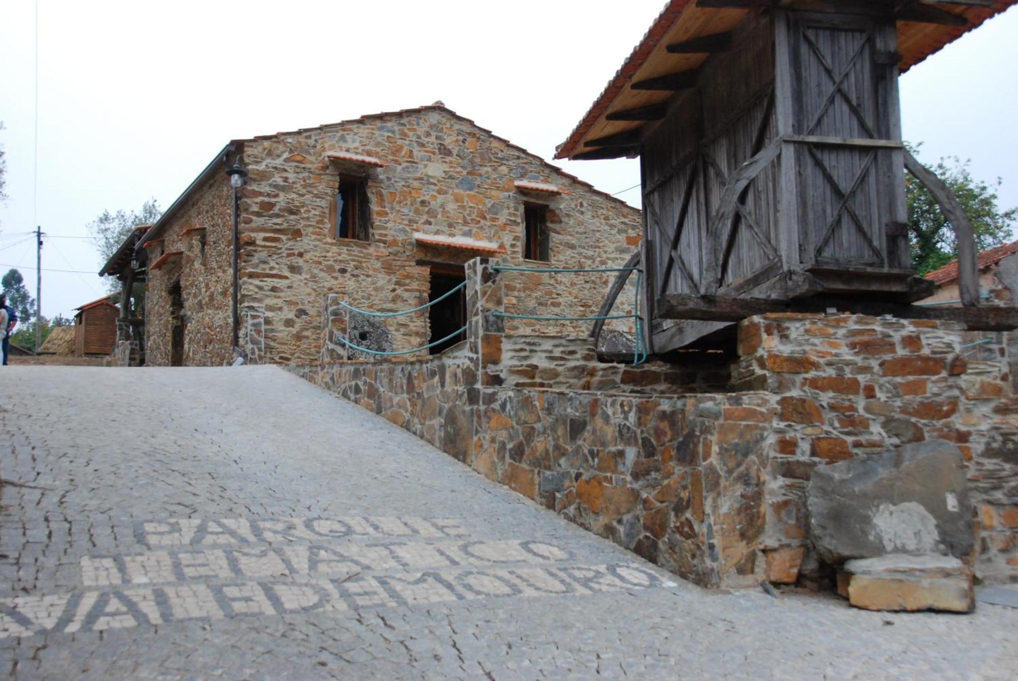 Parque Tematico Vale De Mouro Villa Exterior photo